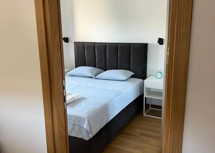 アパート Petica ズラティボール